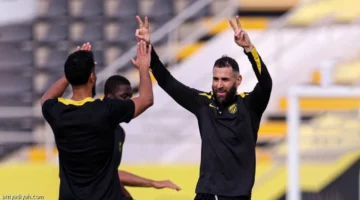 صفقة بنزيما الكبرى.. تفاصيل مفاوضات الهلال لضم النجم الفرنسي خلال ساعات حاسمة